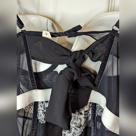 Victoria's Secret black ivory satin and lace lingerie NWT size 34C - Picture 9 of 15